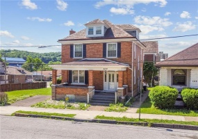 107 9TH STREET, DONORA, 15033, 5 Bedrooms Bedrooms, 10 Rooms Rooms,2 BathroomsBathrooms,Residential,For Sale,9TH STREET,1758763