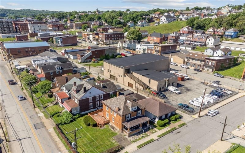 107 9TH STREET, DONORA, 15033, 5 Bedrooms Bedrooms, 10 Rooms Rooms,2 BathroomsBathrooms,Residential,For Sale,9TH STREET,1758763