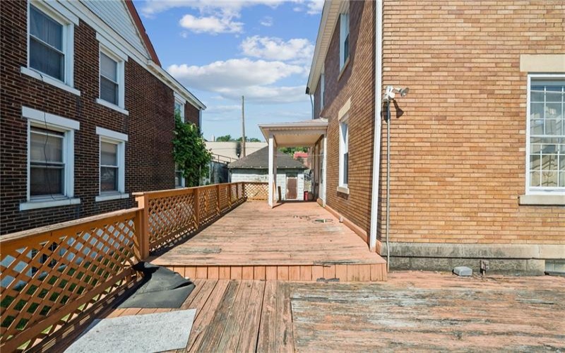 107 9TH STREET, DONORA, 15033, 5 Bedrooms Bedrooms, 10 Rooms Rooms,2 BathroomsBathrooms,Residential,For Sale,9TH STREET,1758763