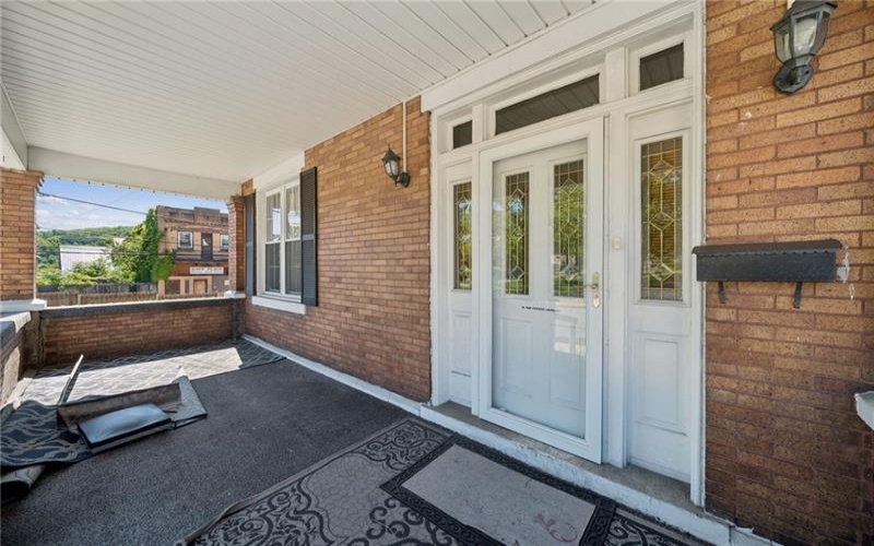 107 9TH STREET, DONORA, 15033, 5 Bedrooms Bedrooms, 10 Rooms Rooms,2 BathroomsBathrooms,Residential,For Sale,9TH STREET,1758763