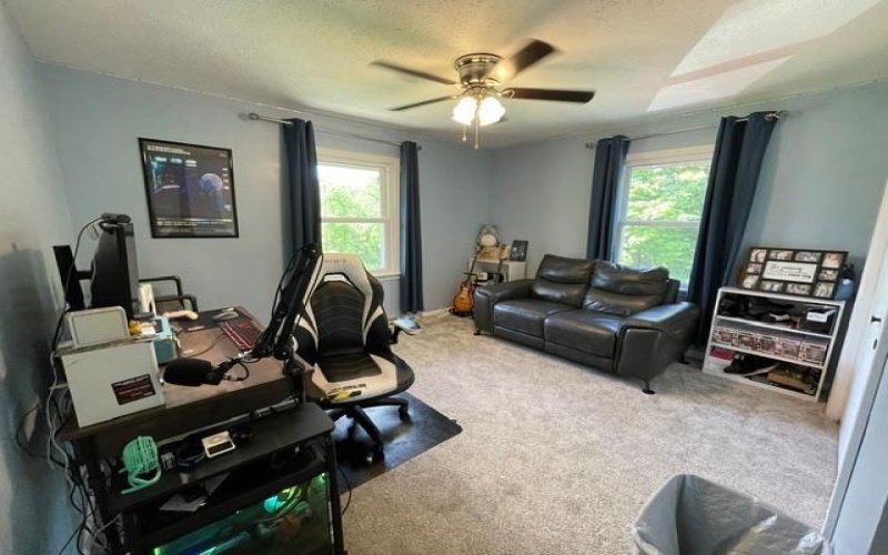 443 DUCK HOLLOW ROAD, Uniontown, 15401, 4 Bedrooms Bedrooms, 8 Rooms Rooms,2 BathroomsBathrooms,Residential,For Sale,DUCK HOLLOW ROAD,1758777