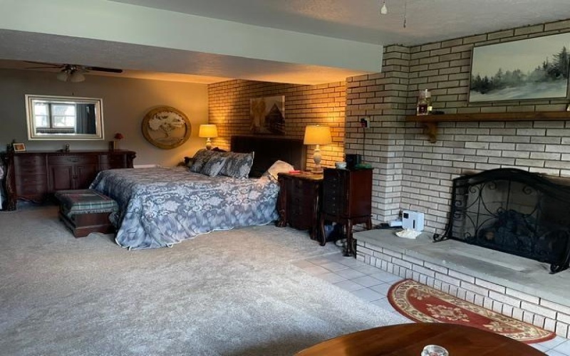 443 DUCK HOLLOW ROAD, Uniontown, 15401, 4 Bedrooms Bedrooms, 8 Rooms Rooms,2 BathroomsBathrooms,Residential,For Sale,DUCK HOLLOW ROAD,1758777