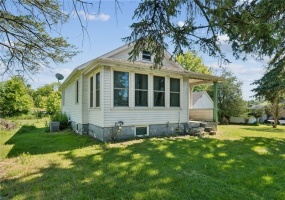 128 STATE ROUTE 981, ROSTRAVER, 15012, 2 Bedrooms Bedrooms, ,1 BathroomBathrooms,Residential,For Sale,STATE ROUTE 981,1758944 128 STATE ROUTE 981, ROSTRAVER, 15012, 2 Bedrooms Bedrooms, ,1 BathroomBathrooms,Residential,For Sale,STATE ROUTE 981,1758944