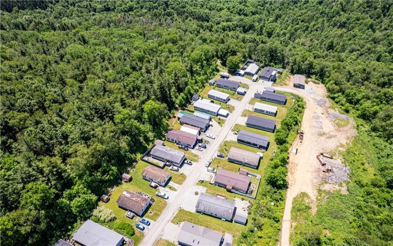 84 High View Dr, Donegal, 15628, 3 Bedrooms Bedrooms, 7 Rooms Rooms,2 BathroomsBathrooms,Residential,For Sale,High View Dr,1758958