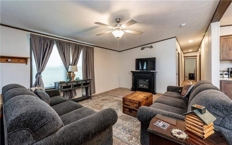 84 High View Dr, Donegal, 15628, 3 Bedrooms Bedrooms, 7 Rooms Rooms,2 BathroomsBathrooms,Residential,For Sale,High View Dr,1758958