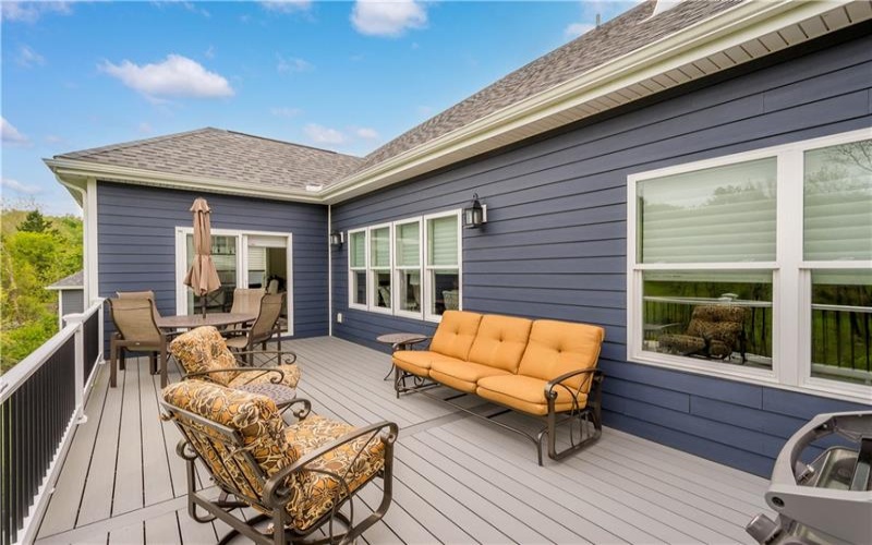 490 Harvest View Dr, Venetia, 15367, 3 Bedrooms Bedrooms, 13 Rooms Rooms,3.1 BathroomsBathrooms,Residential,For Sale,Harvest View Dr,1758976
