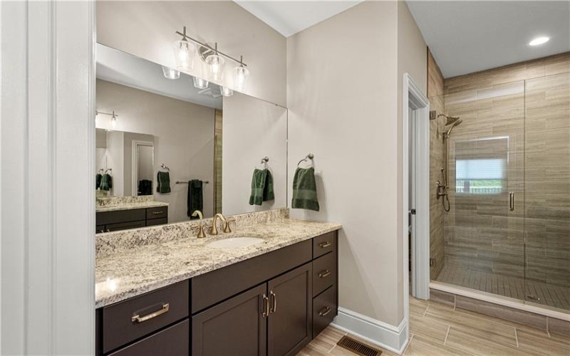 490 Harvest View Dr, Venetia, 15367, 3 Bedrooms Bedrooms, 13 Rooms Rooms,3.1 BathroomsBathrooms,Residential,For Sale,Harvest View Dr,1758976