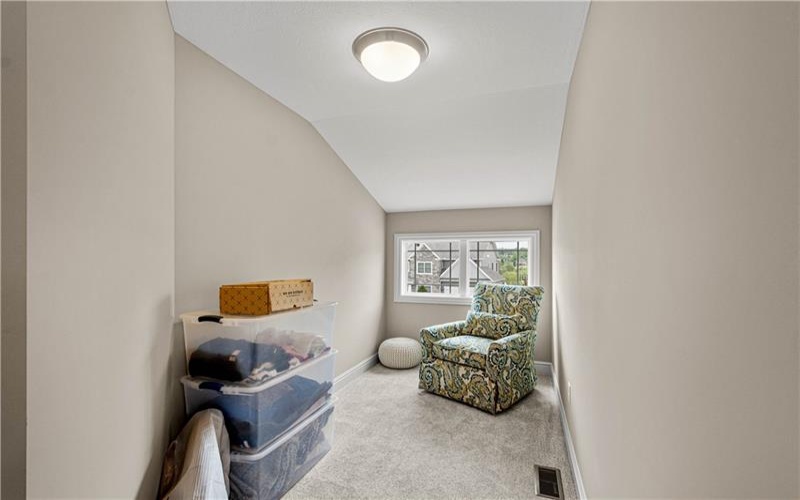 490 Harvest View Dr, Venetia, 15367, 3 Bedrooms Bedrooms, 13 Rooms Rooms,3.1 BathroomsBathrooms,Residential,For Sale,Harvest View Dr,1758976