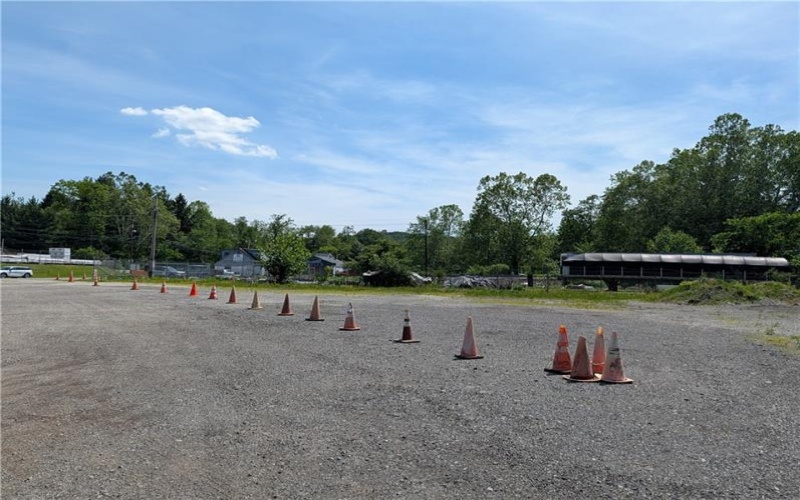 1635 New Stanton Ruffsdale Rd, Hunker, 15639, ,Commercial-industrial-business,For Sale,New Stanton Ruffsdale Rd,1759009