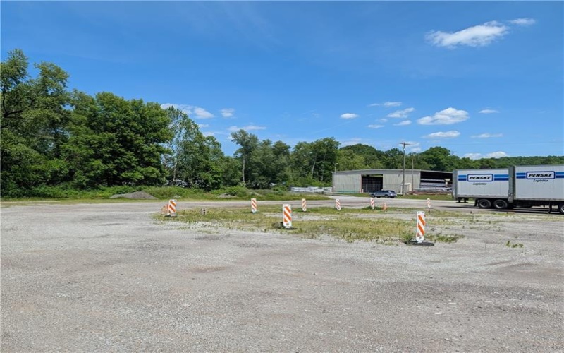 1635 New Stanton Ruffsdale Rd, Hunker, 15639, ,Commercial-industrial-business,For Sale,New Stanton Ruffsdale Rd,1759009