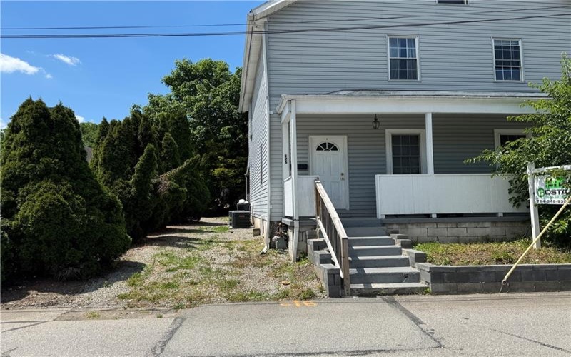 126-128 Railroad St, Monongahela, 15063, 4 Bedrooms Bedrooms, 7 Rooms Rooms,2 BathroomsBathrooms,Residential,For Sale,Railroad St,1759069