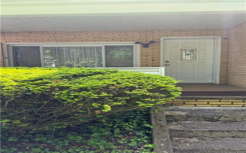 600 Edgewood, Apollo, 15613, 3 Bedrooms Bedrooms, 8 Rooms Rooms,1.2 BathroomsBathrooms,Residential,For Sale,Edgewood,1759078