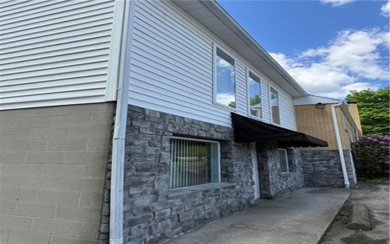 600 Edgewood, Apollo, 15613, 3 Bedrooms Bedrooms, 8 Rooms Rooms,1.2 BathroomsBathrooms,Residential,For Sale,Edgewood,1759078