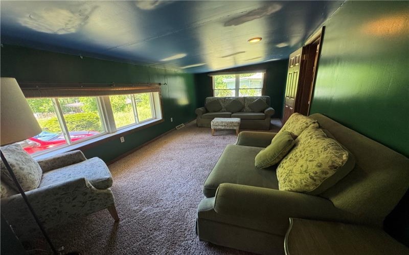308 Buckboard Lane, Ligonier, 15658, 3 Bedrooms Bedrooms, ,1 BathroomBathrooms,Residential,For Sale,Buckboard Lane,1759110
