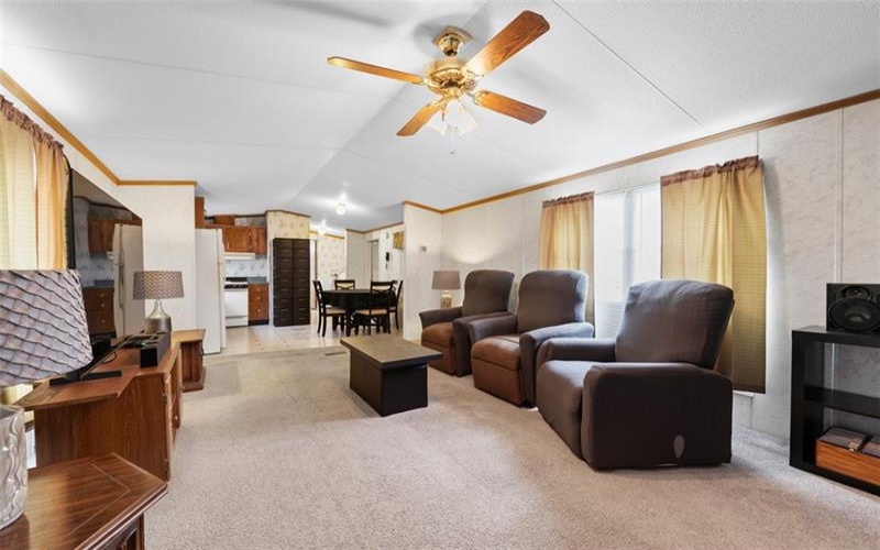 35 Circle Dr, Finleyville, 15332, 2 Bedrooms Bedrooms, 4 Rooms Rooms,1 BathroomBathrooms,Residential,For Sale,Circle Dr,1759122