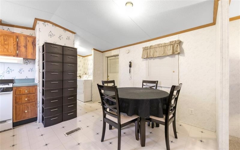 35 Circle Dr, Finleyville, 15332, 2 Bedrooms Bedrooms, 4 Rooms Rooms,1 BathroomBathrooms,Residential,For Sale,Circle Dr,1759122
