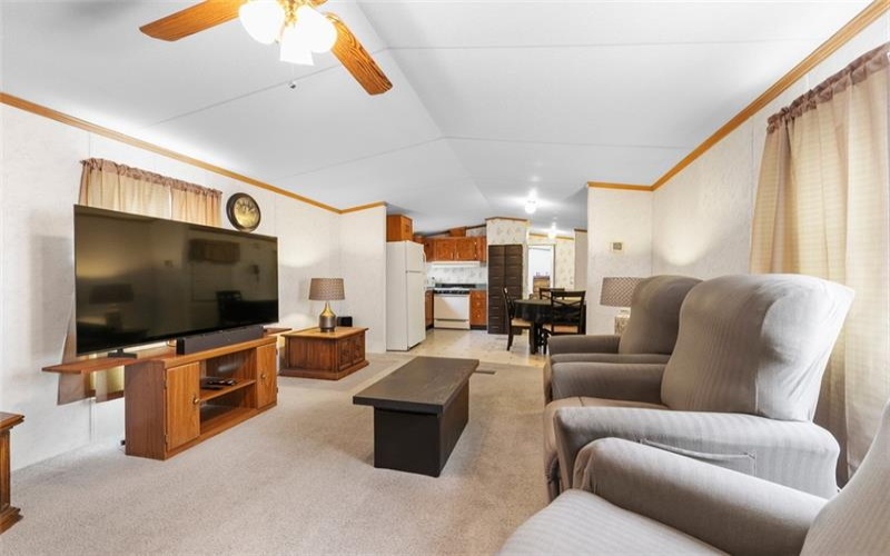 35 Circle Dr, Finleyville, 15332, 2 Bedrooms Bedrooms, 4 Rooms Rooms,1 BathroomBathrooms,Residential,For Sale,Circle Dr,1759122