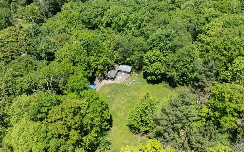 120 New Beaver Creek Rd, Markleysburg, 15459, 2 Bedrooms Bedrooms, ,1.1 BathroomsBathrooms,Residential,For Sale,New Beaver Creek Rd,1759161