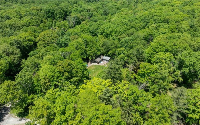 120 New Beaver Creek Rd, Markleysburg, 15459, 2 Bedrooms Bedrooms, ,1.1 BathroomsBathrooms,Residential,For Sale,New Beaver Creek Rd,1759161