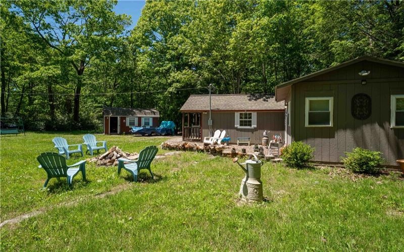 120 New Beaver Creek Rd, Markleysburg, 15459, 2 Bedrooms Bedrooms, ,1.1 BathroomsBathrooms,Residential,For Sale,New Beaver Creek Rd,1759161