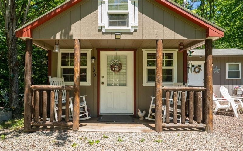 120 New Beaver Creek Rd, Markleysburg, 15459, 2 Bedrooms Bedrooms, ,1.1 BathroomsBathrooms,Residential,For Sale,New Beaver Creek Rd,1759161