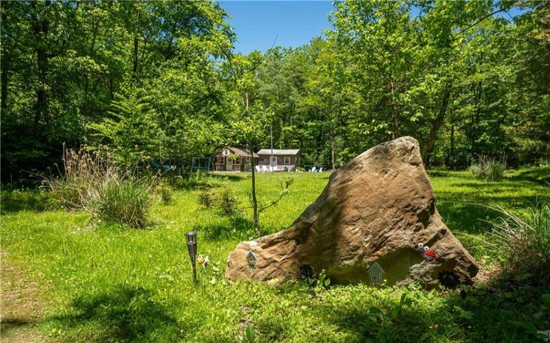 120 New Beaver Creek Rd, Markleysburg, 15459, 2 Bedrooms Bedrooms, ,1.1 BathroomsBathrooms,Residential,For Sale,New Beaver Creek Rd,1759161