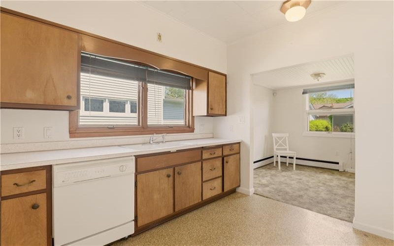1221 Vine St, Connellsville, 15425, 3 Bedrooms Bedrooms, ,1 BathroomBathrooms,Residential,For Sale,Vine St,1754157