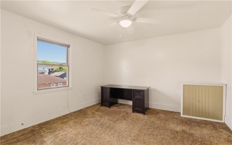 1221 Vine St, Connellsville, 15425, 3 Bedrooms Bedrooms, ,1 BathroomBathrooms,Residential,For Sale,Vine St,1754157