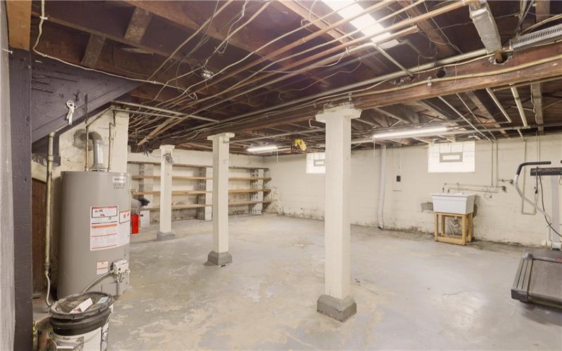 1221 Vine St, Connellsville, 15425, 3 Bedrooms Bedrooms, ,1 BathroomBathrooms,Residential,For Sale,Vine St,1754157