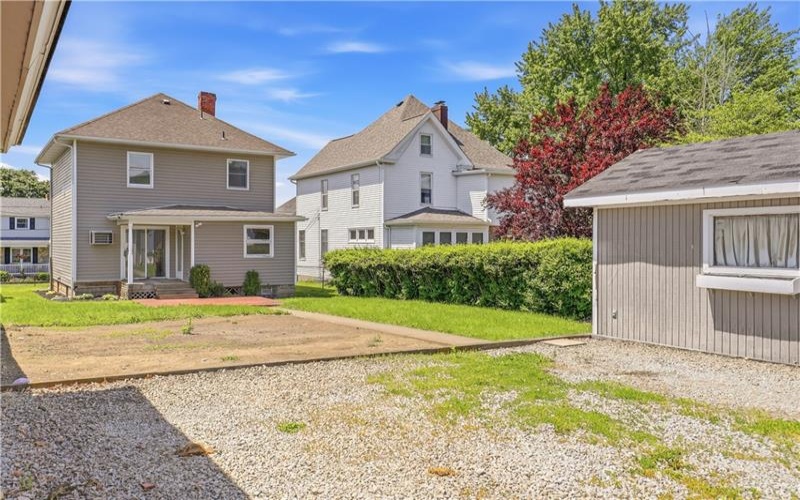 1221 Vine St, Connellsville, 15425, 3 Bedrooms Bedrooms, ,1 BathroomBathrooms,Residential,For Sale,Vine St,1754157