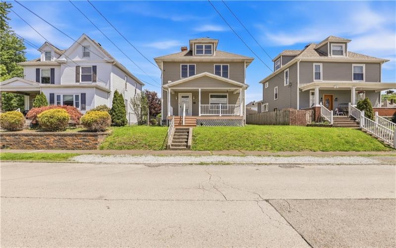 1221 Vine St, Connellsville, 15425, 3 Bedrooms Bedrooms, ,1 BathroomBathrooms,Residential,For Sale,Vine St,1754157
