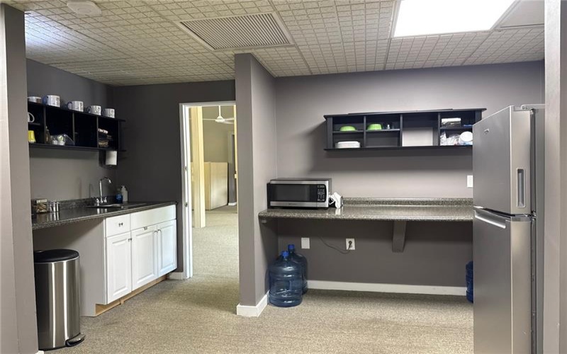 2120 Freeport Rd Ste 200, New Kensington, 15068, ,Commercial-industrial-business,For Sale,Freeport Rd Ste 200,1758972