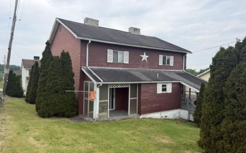 940 Second street, New Salem, 15468, 4 Bedrooms Bedrooms, ,1.1 BathroomsBathrooms,Residential,For Sale,Second street,1759106