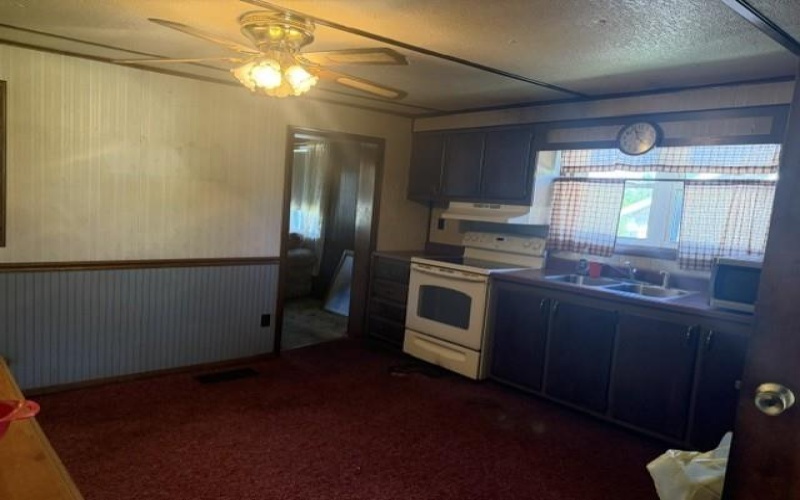 940 Second street, New Salem, 15468, 4 Bedrooms Bedrooms, ,1.1 BathroomsBathrooms,Residential,For Sale,Second street,1759106