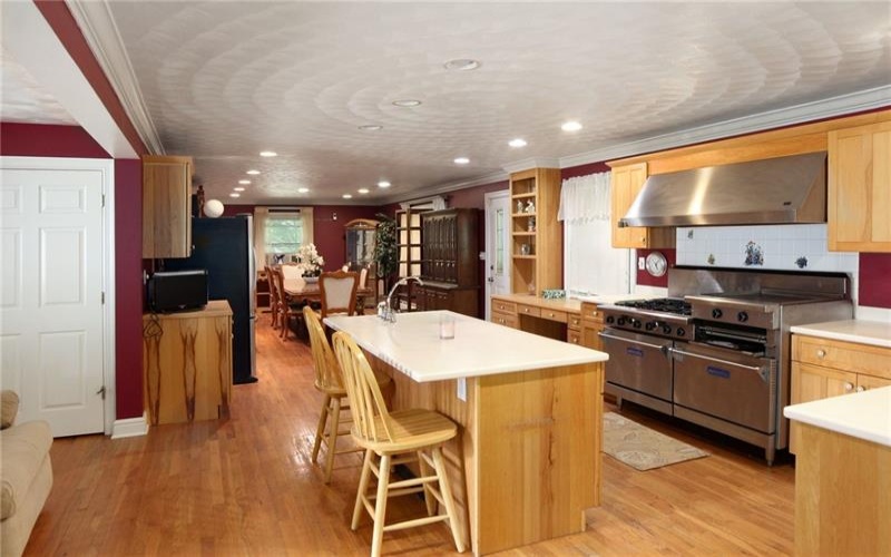 746 State Route 380, Murrysville, 15668, 4 Bedrooms Bedrooms, 9 Rooms Rooms,3 BathroomsBathrooms,Residential,For Sale,State Route 380,1758908