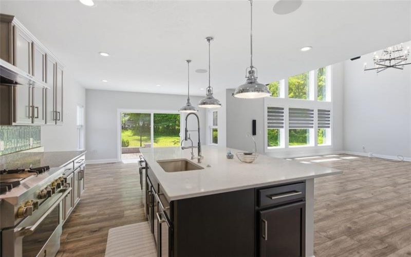102 Eagle Lane, New Eagle, 15067, 4 Bedrooms Bedrooms, 10 Rooms Rooms,2.1 BathroomsBathrooms,Residential,For Sale,Eagle Lane,1758990