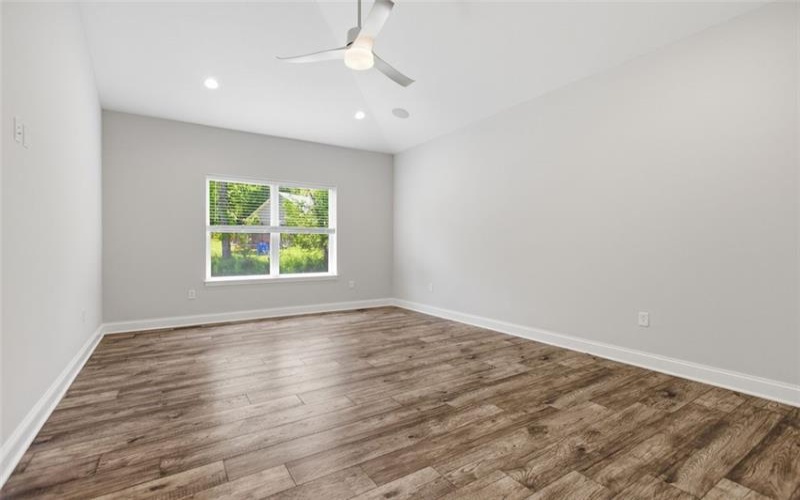 102 Eagle Lane, New Eagle, 15067, 4 Bedrooms Bedrooms, 10 Rooms Rooms,2.1 BathroomsBathrooms,Residential,For Sale,Eagle Lane,1758990