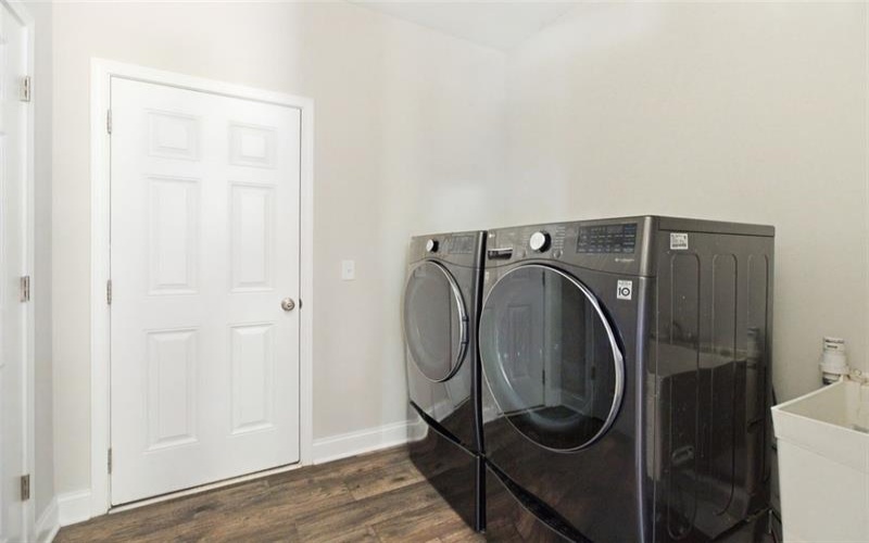 102 Eagle Lane, New Eagle, 15067, 4 Bedrooms Bedrooms, 10 Rooms Rooms,2.1 BathroomsBathrooms,Residential,For Sale,Eagle Lane,1758990