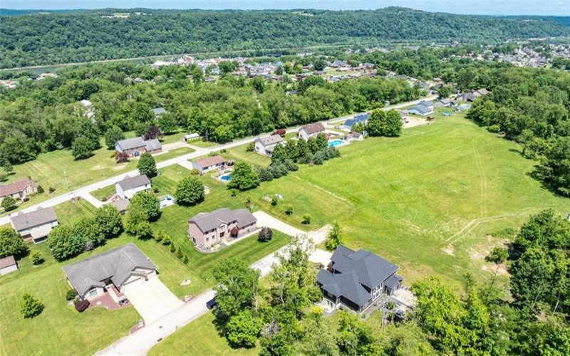 102 Eagle Lane, New Eagle, 15067, 4 Bedrooms Bedrooms, 10 Rooms Rooms,2.1 BathroomsBathrooms,Residential,For Sale,Eagle Lane,1758990