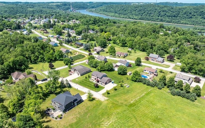 102 Eagle Lane, New Eagle, 15067, 4 Bedrooms Bedrooms, 10 Rooms Rooms,2.1 BathroomsBathrooms,Residential,For Sale,Eagle Lane,1758990