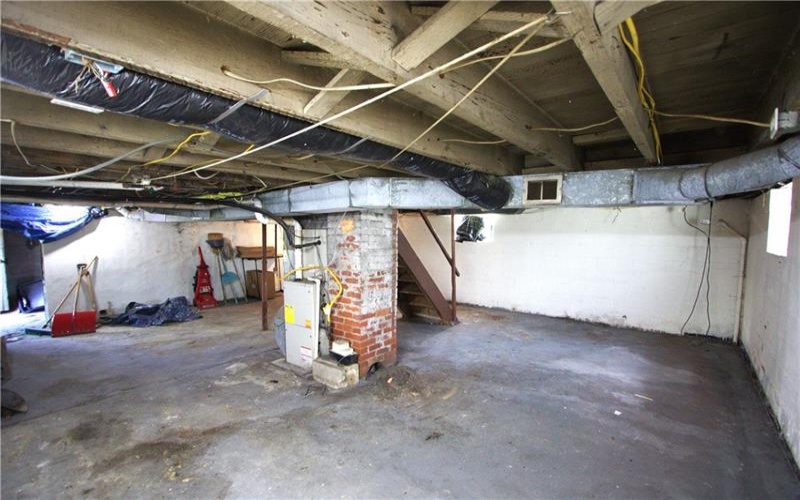 233 Allen Avenue, Donora, 15033, ,Multi-unit,For Sale,Allen Avenue,1759003