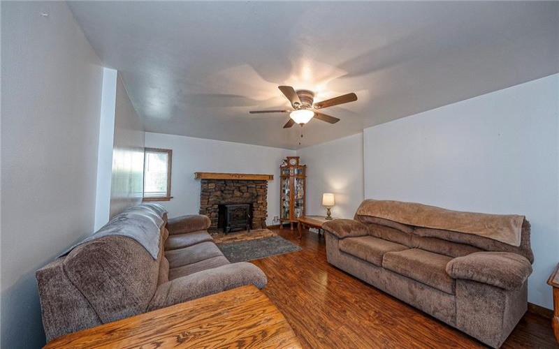 335 Liberty Ave, Washington, 15301, 4 Bedrooms Bedrooms, 11 Rooms Rooms,2 BathroomsBathrooms,Residential,For Sale,Liberty Ave,1759366
