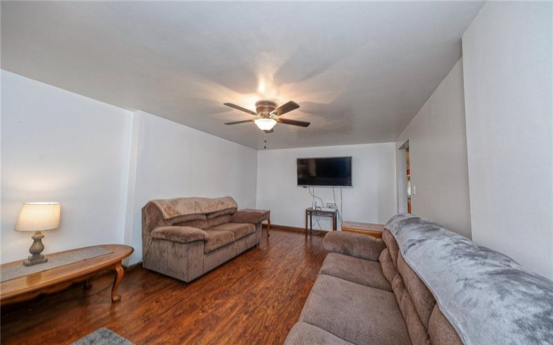 335 Liberty Ave, Washington, 15301, 4 Bedrooms Bedrooms, 11 Rooms Rooms,2 BathroomsBathrooms,Residential,For Sale,Liberty Ave,1759366