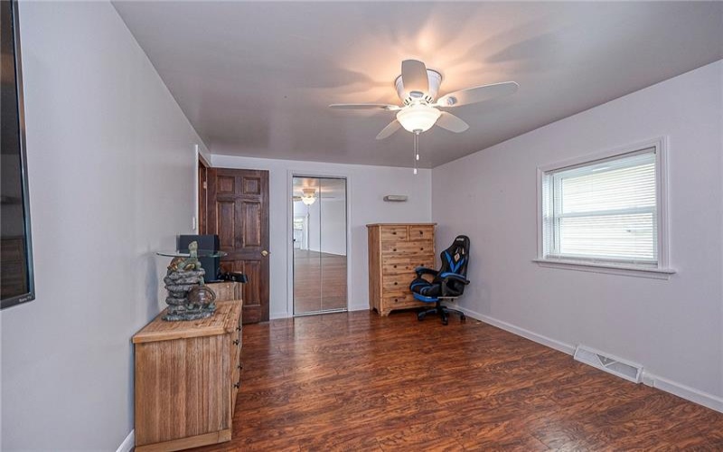 335 Liberty Ave, Washington, 15301, 4 Bedrooms Bedrooms, 11 Rooms Rooms,2 BathroomsBathrooms,Residential,For Sale,Liberty Ave,1759366