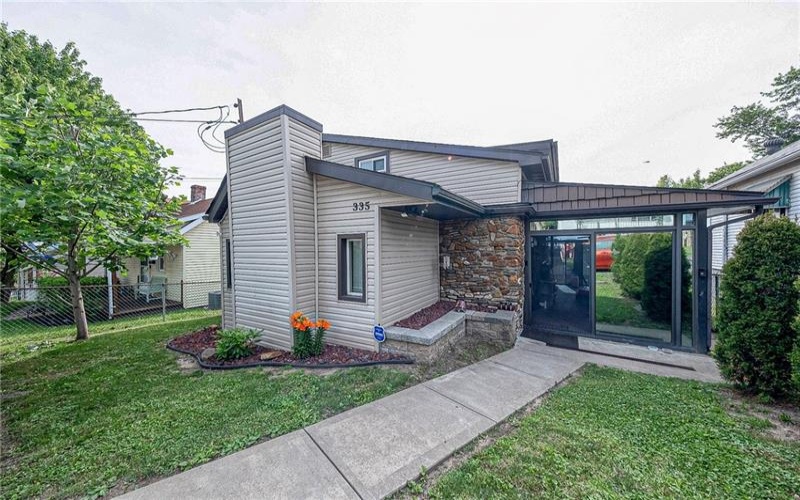 335 Liberty Ave, Washington, 15301, 4 Bedrooms Bedrooms, 11 Rooms Rooms,2 BathroomsBathrooms,Residential,For Sale,Liberty Ave,1759366