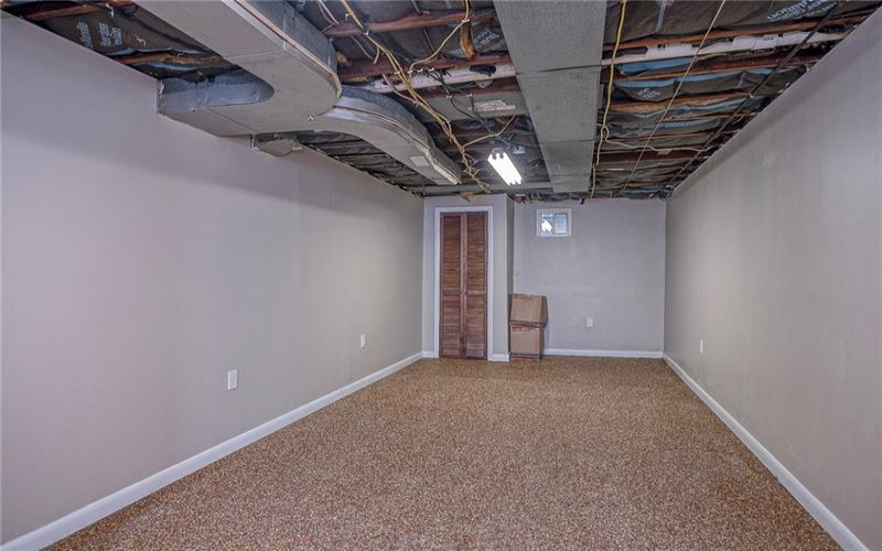 335 Liberty Ave, Washington, 15301, 4 Bedrooms Bedrooms, 11 Rooms Rooms,2 BathroomsBathrooms,Residential,For Sale,Liberty Ave,1759366
