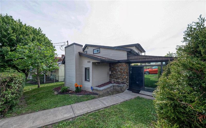 335 Liberty Ave, Washington, 15301, 4 Bedrooms Bedrooms, 11 Rooms Rooms,2 BathroomsBathrooms,Residential,For Sale,Liberty Ave,1759366