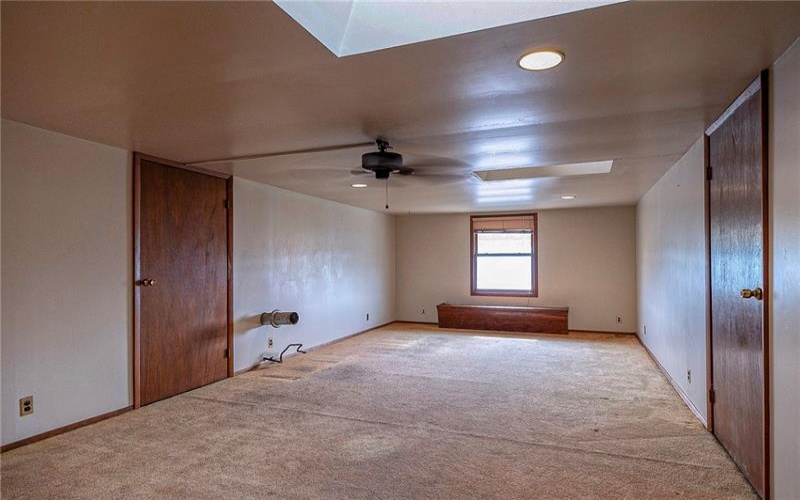 335 Liberty Ave, Washington, 15301, 4 Bedrooms Bedrooms, 11 Rooms Rooms,2 BathroomsBathrooms,Residential,For Sale,Liberty Ave,1759366