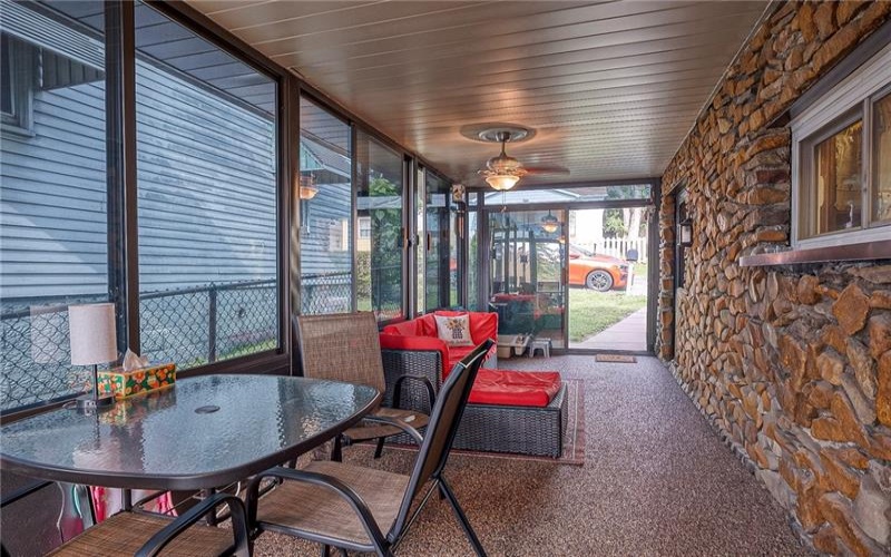 335 Liberty Ave, Washington, 15301, 4 Bedrooms Bedrooms, 11 Rooms Rooms,2 BathroomsBathrooms,Residential,For Sale,Liberty Ave,1759366