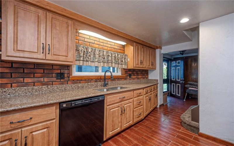335 Liberty Ave, Washington, 15301, 4 Bedrooms Bedrooms, 11 Rooms Rooms,2 BathroomsBathrooms,Residential,For Sale,Liberty Ave,1759366